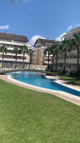 Fabulous Apartment with large pool near beach