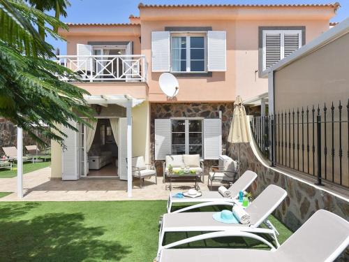 Fabulous holiday home in Playa del Ingles just a few meters away from the beach
