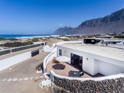 Famara House 12