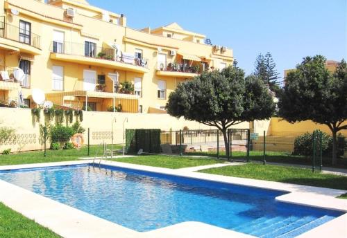 Family friendly patio and poolview