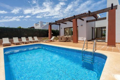 Family & Golf Villa Zafiro - Pool - Bbq - Seaview - Aircon