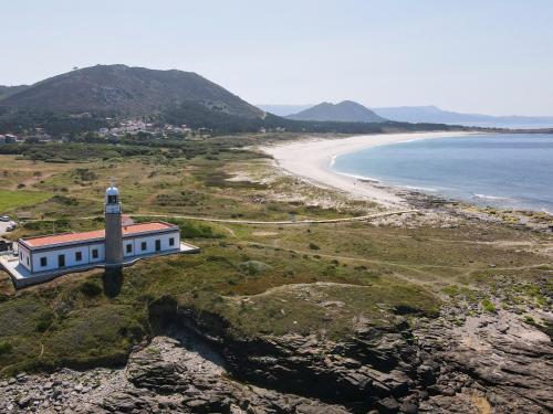 Hotel Faro Lariño