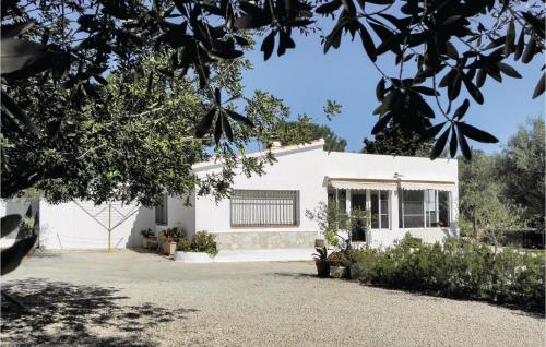 Four-Bedroom Holiday Home in L Ametlla de Mar