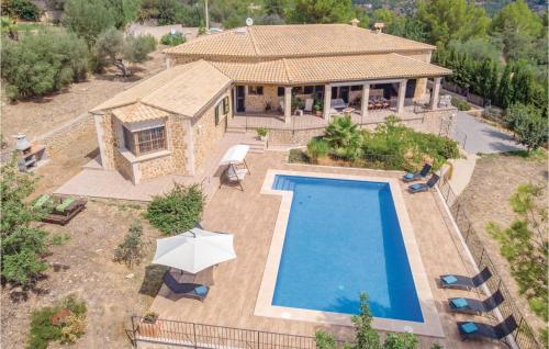 Four-Bedroom Holiday Home in Ses Rotgetes de Canet