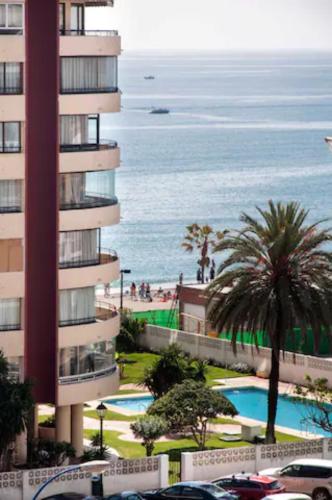 Fuengirola , Beach, Centre ,Balcony With Seaview, For 4 Persons