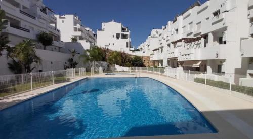 Near Golf 1 - Sweet Apartment In Valle Romano With Swimming Pool