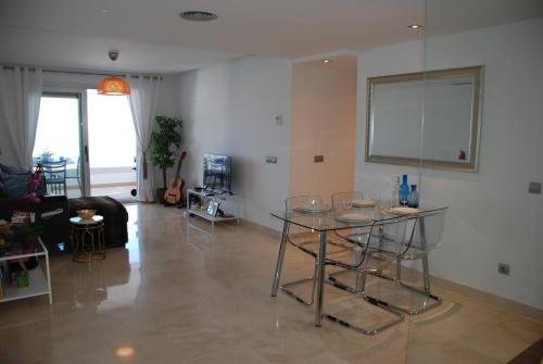 Luxurious penthouse Close To Puerto Banus