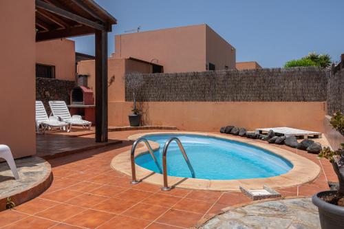 Great Villa With Private Pool Near Corralejo Es