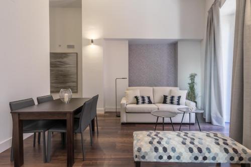Green-Apartments Sierpes Luxury Suites