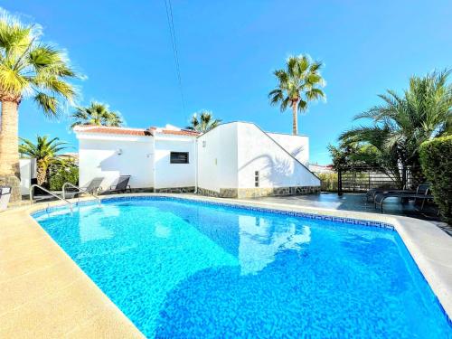 Villa Limon Ciudad Quesada by Villas&You