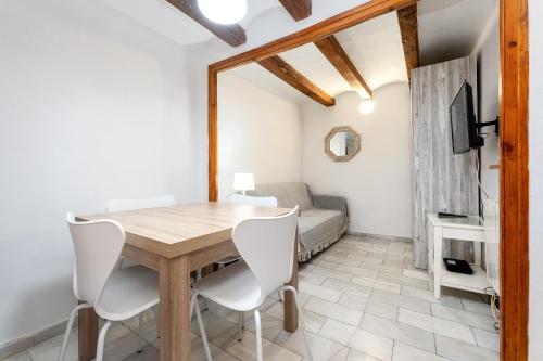 Hauzify I Apartament Domus