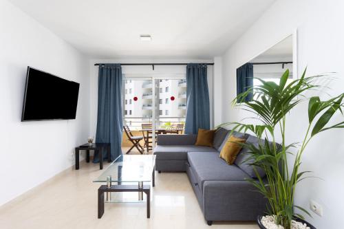 Hemeras Boutique Homes - bright apartment 5min from the sea