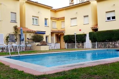 4 bedrooms house with shared pool and wifi at Platja d Aro