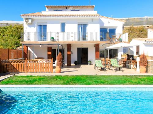 Holiday Home Caleta