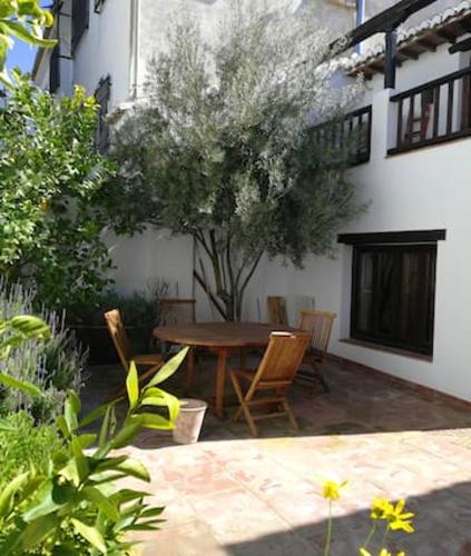 2 bedrooms house with terrace and wifi at Granada