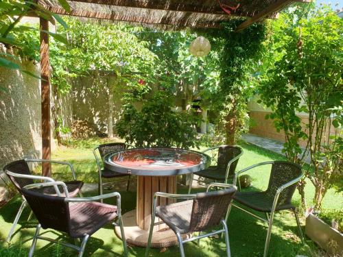 3 bedrooms house with city view and enclosed garden at Rada