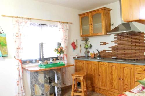 One bedroom house with sea view enclosed garden and wifi at Vallehermoso 2 km away from the beach