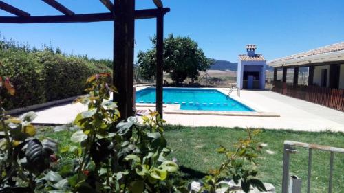 4 bedrooms house with shared pool jacuzzi and furnished terrace at Noguericas