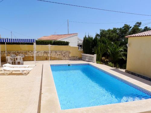 Holiday Home Villa Servinola