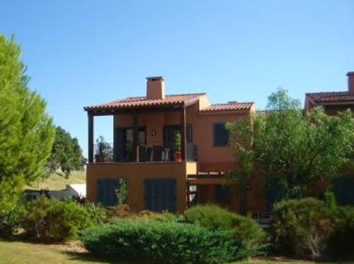 2 bedrooms house with sea view shared pool and enclosed garden at Cambrils 1 km away from the beach