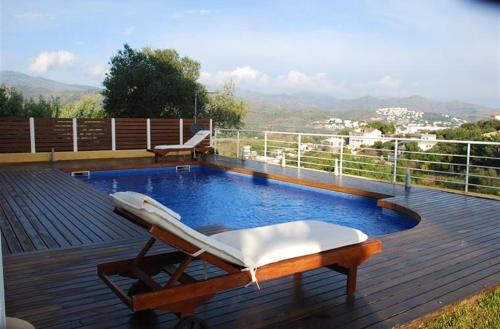 4 bedrooms villa at Llanca 300 m away from the beach with city view private pool and enclosed garden