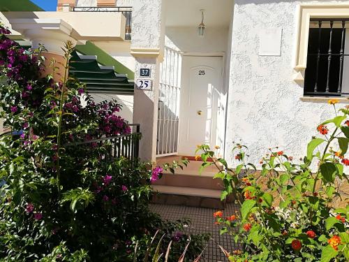 3 bedrooms house with sea view shared pool and enclosed garden at La Nucia 5 km away from the beach