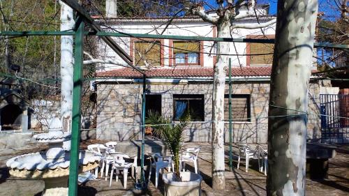 5 bedrooms house with shared pool enclosed garden and wifi at Sotillo de la Adrada
