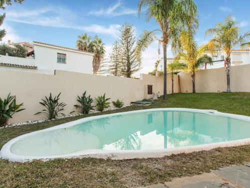 Holiday Home in Torremolinos with Saltwater Swimming Pool