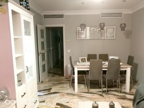 2 bedrooms house with furnished terrace and wifi at Sevilla