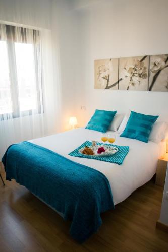 Holidays2Malaga Heredia 3 bedroom opposite Malaga Port