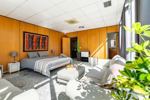 HomeAbroad Apartments - Grand Soho Ofihouse Malaga
