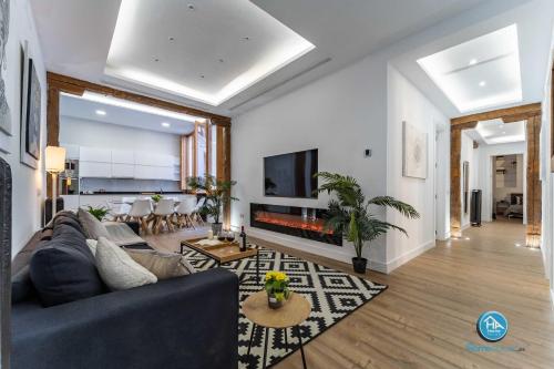 HomeAbroad Apartments - Super Deluxe Madrid Center