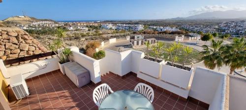 Homes Of Spain, Ático Lomas Del Mar V Con Vistas Al Mar Y Solárium Grande, Wifi