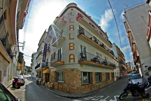 Hostal L Alba