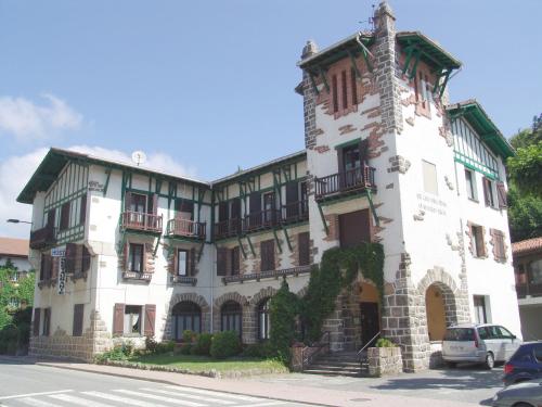Hostal Ayestaran Ii