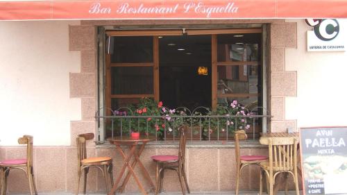 Hostal L Esquella