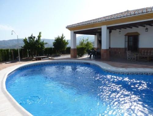 House - 3 Bedrooms with Pool and WiFi - 01846