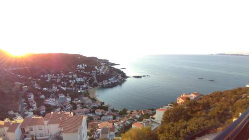 Impresionantes vistas del mar en Roses, Canyelles