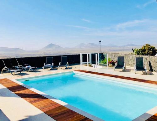 Canaryislandshost l Infinity views village - Heated Pool