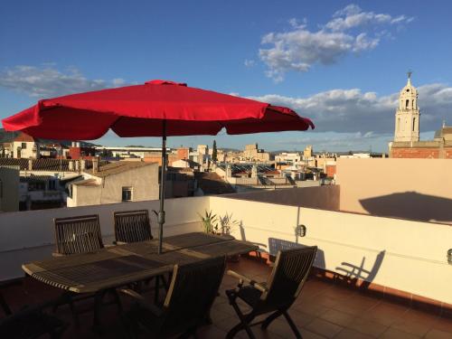 Inviting 2-Bed Apartment in Vilanova i la Geltru