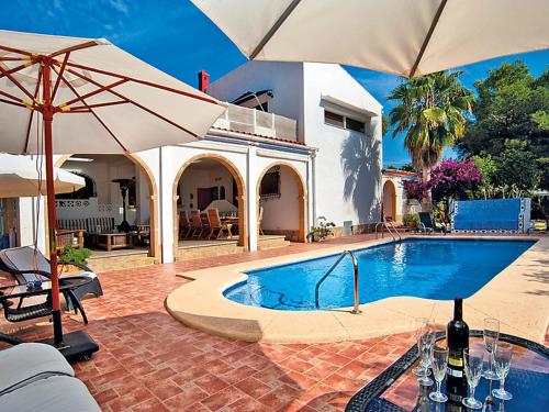 Javea Villa El Nido 10-15p Pool, 5 Autominuten Zandstrand