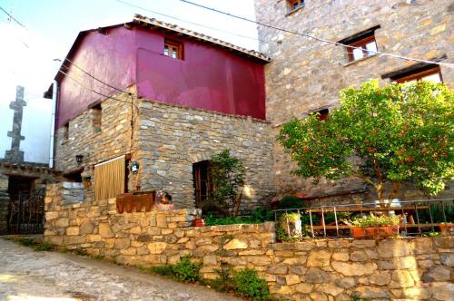 Casas de trevijano Cañon del rio leza