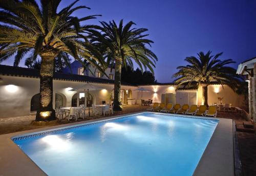 La Finca - Rent your own resort