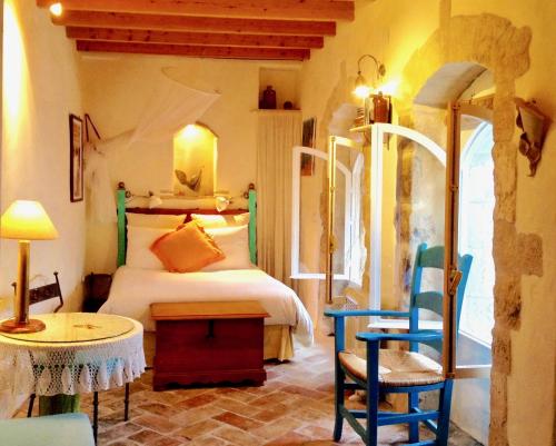 La Fuente Suite A Casas Vejer Debra