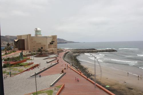 Las Canteras Beach