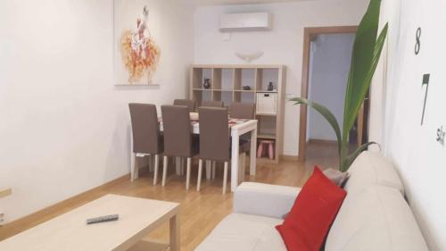Laura House The Style Airport Bcn