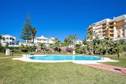 Lets in the Sun - La Cala de Mijas - Apartments with sea or pool views