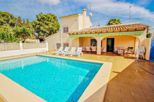 Linea - sea view villa with private pool in Teulada