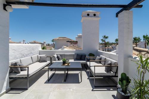 Lnm17- 2 Bedroom Next To Puerto Banus