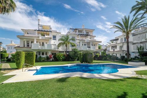 Lnm33- Scandi Style Apartment Next To Puerto Banus